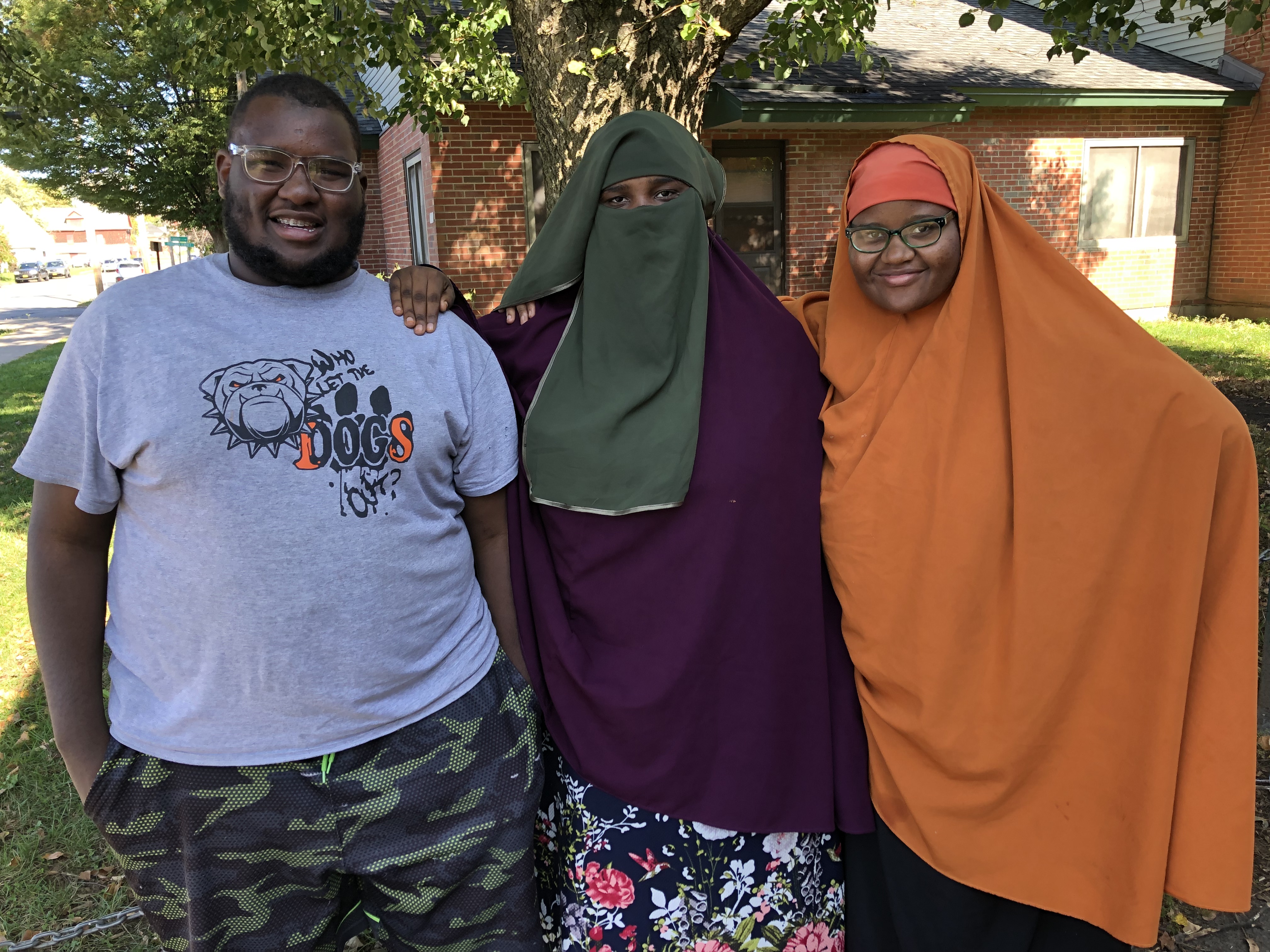 Deynaba Farah and siblings