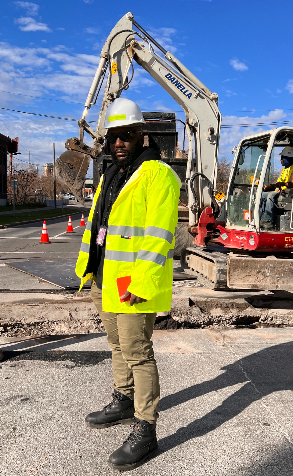 Romero Kpolo '15 on the job working as a Civil Engineer in Syracuse.