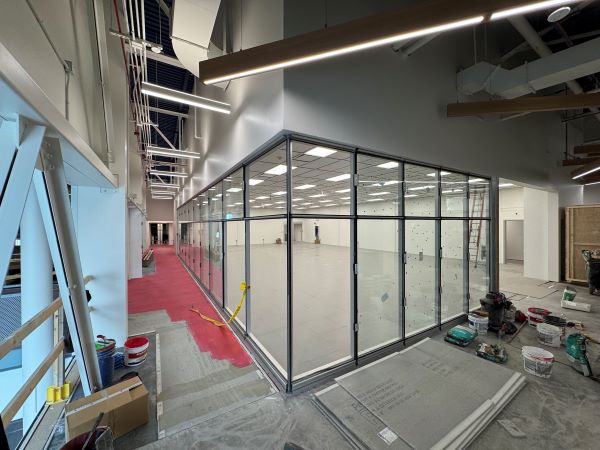 Construction is progressing well in the Micron Cleanroom Simulation Lab. Massive tools weighing several thousand pounds shipped to campus by Micron will be moving in soon.
