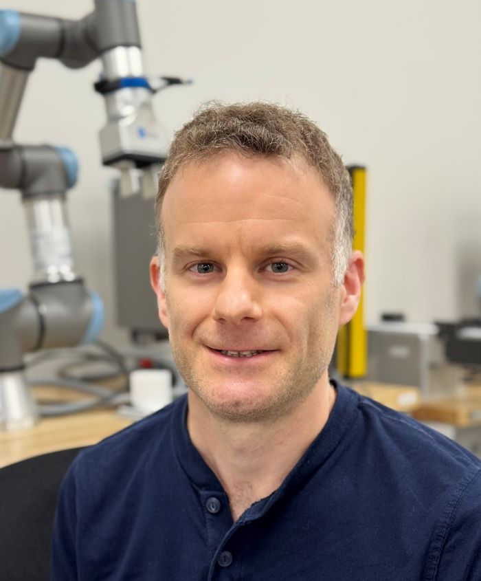 Tom Hawley is a 42-year-old Syracuse Firefighter, working toward his Electromechanical Technology degree tuition-free thanks to the SUNY Reconnect program.