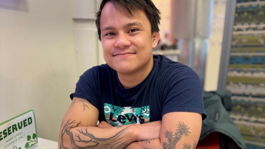 Dominick Kastner is a Student Veteran who is working on his Nursing prerequisites. He's pictured in the Learning Center where he is a Work Study student.