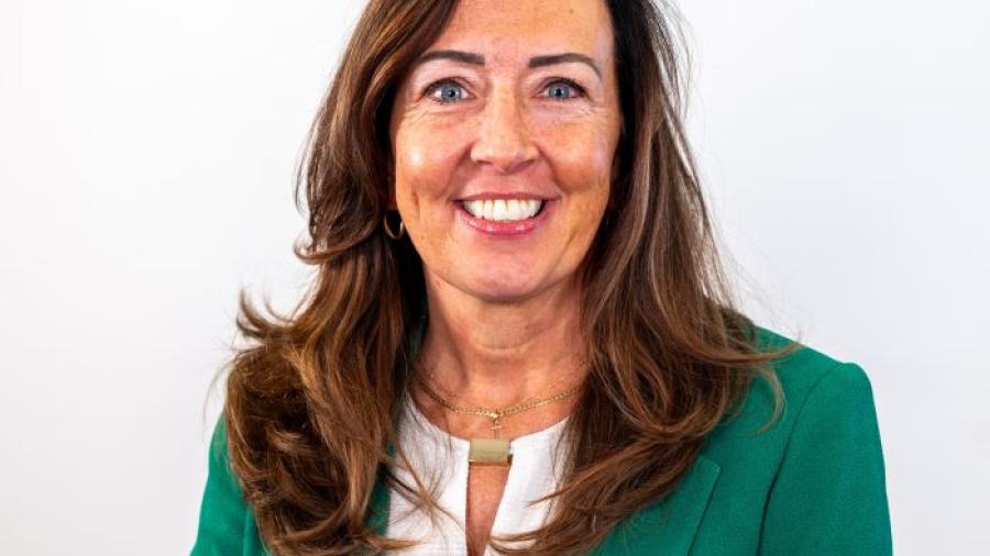 Heather Silvia '90, Fall 2025 Alumni Faces Honoree