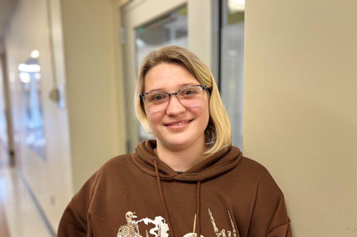 Kaylee Moreau is a 29-year-old mother of two who is a full-time student. She's focused on her Nursing prerequisites while also working at St. Joseph's Hospital.