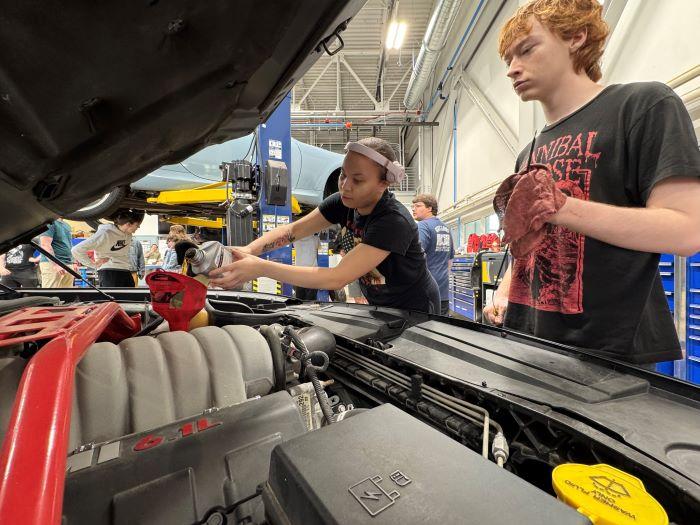 Students in OCC Veterans Club and Automotive Club came together for hands-on car repair demonstrations, good food, and conversation.