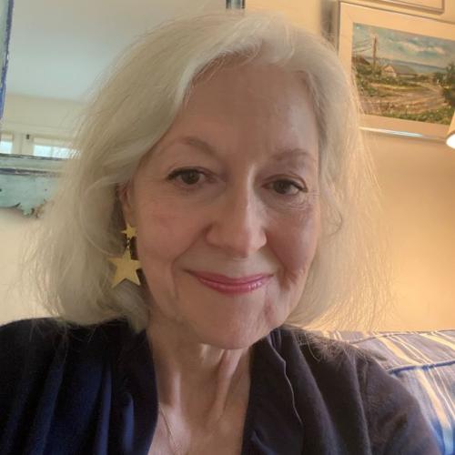 Diana Robertson '77