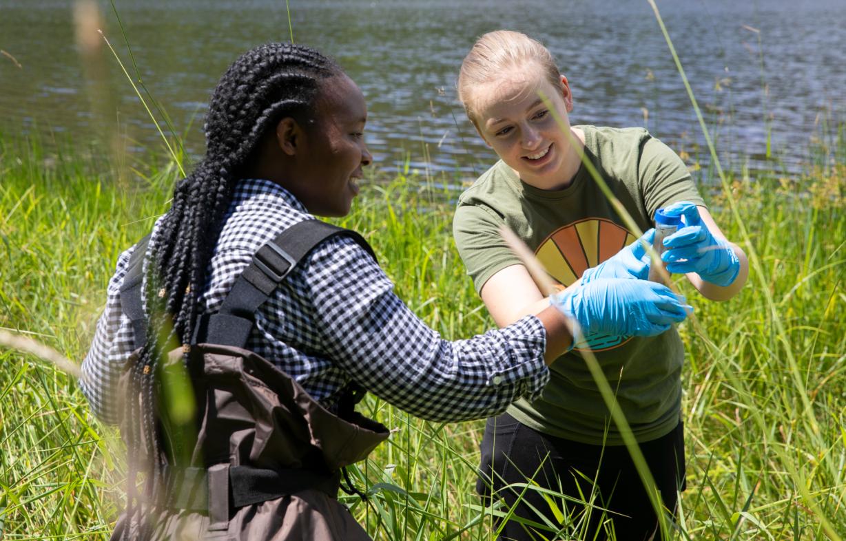 Everine Mukeshimana grew up in a refugee camp in Africa where poor living conditions and the resulting illnesses were commonplace. That's where her dream of one day coming to the United States and becoming a nurse were solidified. This summer the Corcoran High School graduate and Onondaga Community College student is taking a significant step in that direction by participating in a summer research internship opportunity at SUNY Binghamton as part of the "Bridges To Baccalaureate" program. Her research focus is the ranavirus, a double stranded DNA virus that can cause severe infections in amphibians and reptiles. "When I was in Africa and would visit the hospital I was fascinated by the work doctors and nurses were doing. I'm working now so I can one day save people's lives. I can only achieve that by working hard." Mukeshimana is one of 18 OCC students doing research this summer. The internships were coordinated through the College's Louis Stokes Alliance for Minority Participation Program (LSAMP), Education Everine Mukeshimana grew up in a refugee camp in Africa where poor living conditions and the resulting illnesses were commonplace. That's where her dream of one day coming to the United States and becoming a nurse were solidified. This summer the Corcoran High School graduate and Onondaga Community College student is taking a significant step in that direction by participating in a summer research internship opportunity at SUNY Binghamton as part of the "Bridges To Baccalaureate" program. Her research focus