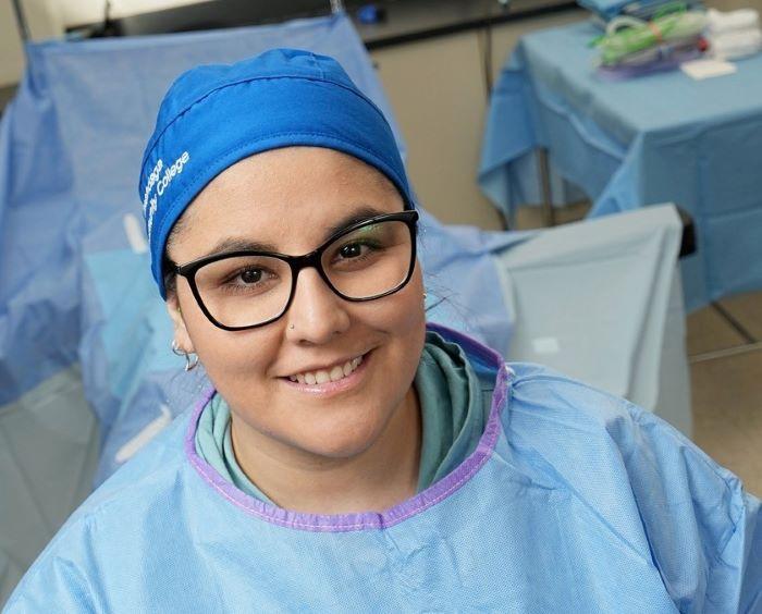 Melissa Duran is a native of Ecuador who will complete her Surgical Technology degree this semester. She plans to transfer to SUNY Upstate Medical University. Melissa Duran is a native of Ecuador who will complete her Surgical Technology degree this semester. She plans to transfer to SUNY Upstate Medical University.