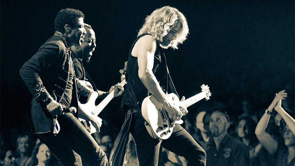 From his garage band to Lionel Richie’s band, Ben Mauro uses lessons learned at Onondaga and a tireless work ethic to climb to the top.