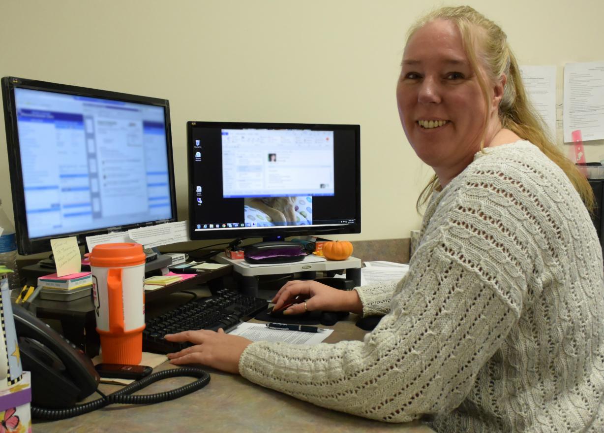 Michele Hasper earned a degree in Health Information Technology in May 2015. She now works at Verisma Systems in East Syracuse.