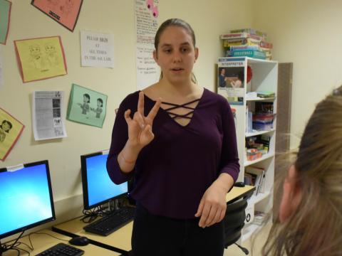 Breanna Cherchio - American Sign Language 